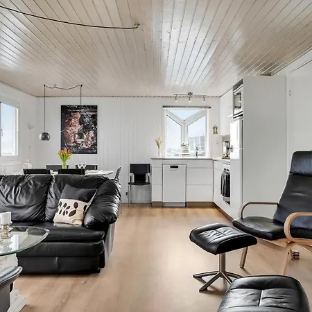 Lovely In With Kitchen Otterup