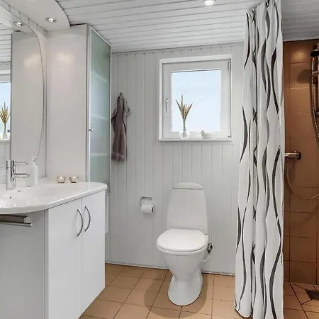 Holiday home Lovely In With Kitchen Otterup