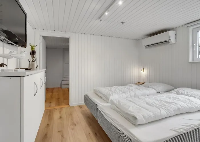 Lovely In With Kitchen * Otterup