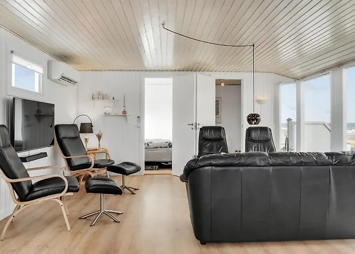 Semesterbostad Lovely In With Kitchen Otterup