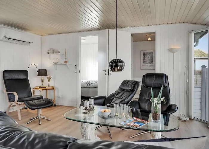 Semesterbostad Lovely In With Kitchen *